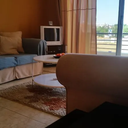Isabella Апартаменты Паралимни